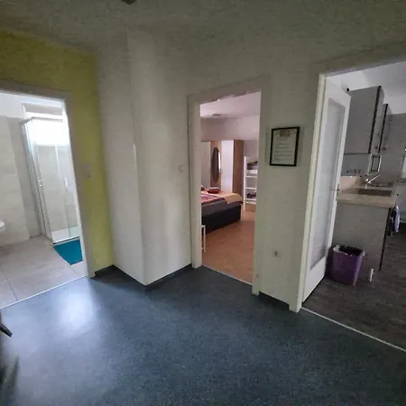 Altes Hammerherrenhaus 3*