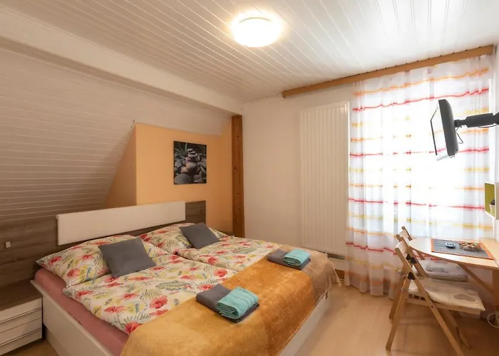 Altes Hammerherrenhaus 3*