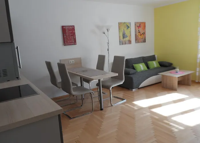 Inn Altes Hammerherrenhaus